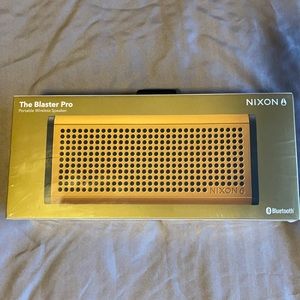 *BRAND NEW* Nixon Blaster Pro Bluetooth Speaker